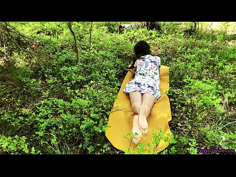 ❤️ Un străin de pe Tinder îmi masturbează păsărica și o fute cu pasiune în pădure ❤❌  at porn ro.sexindrag.ru ﹏