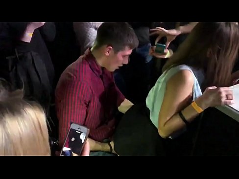 ❤️ Sex real într-un club de noapte rusesc. O rusoaică de 18 ani în anus și vagin futută într-un club de noapte ❤❌  at porn ro.sexindrag.ru ﹏